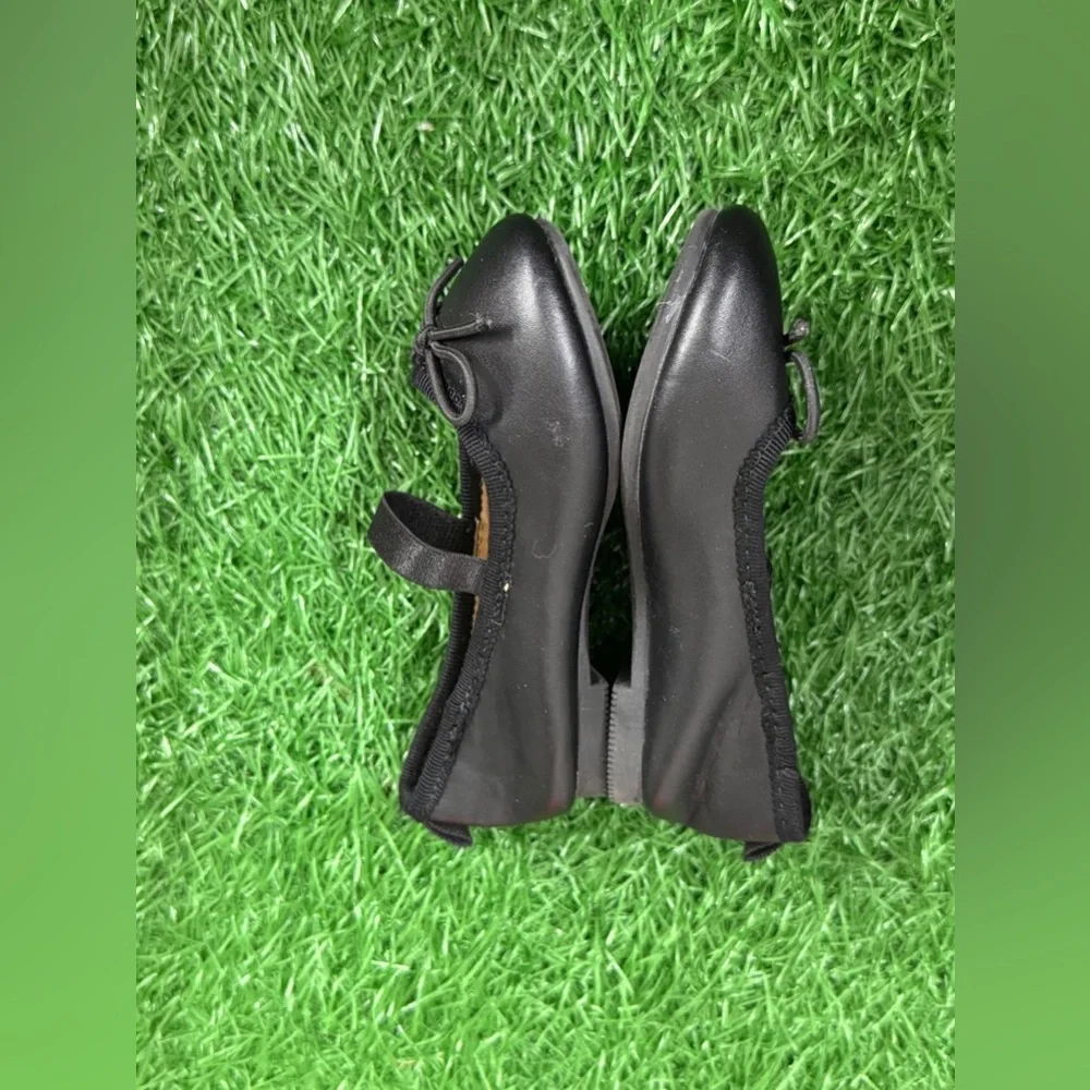 Car & Jack Black Kids Dress Shoes with Bow Size 5‎